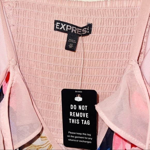 Express NWOT Pink Floral Dress - Picture 6 of 11